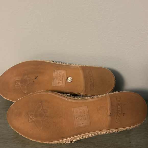 Gucci Flats - Picture 2 of 7